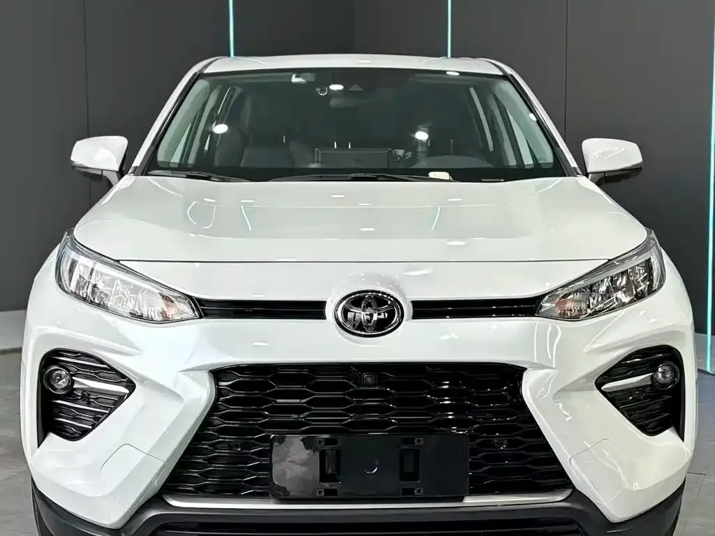 Toyota Wildlander — фото 9