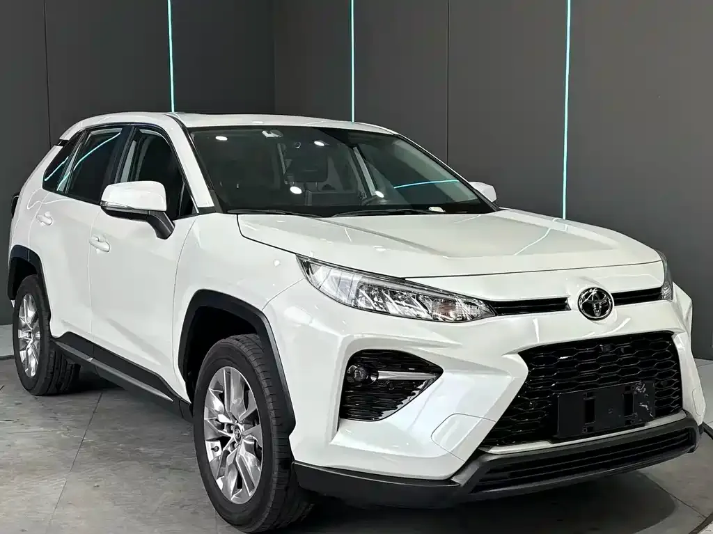 Toyota Wildlander — фото 5