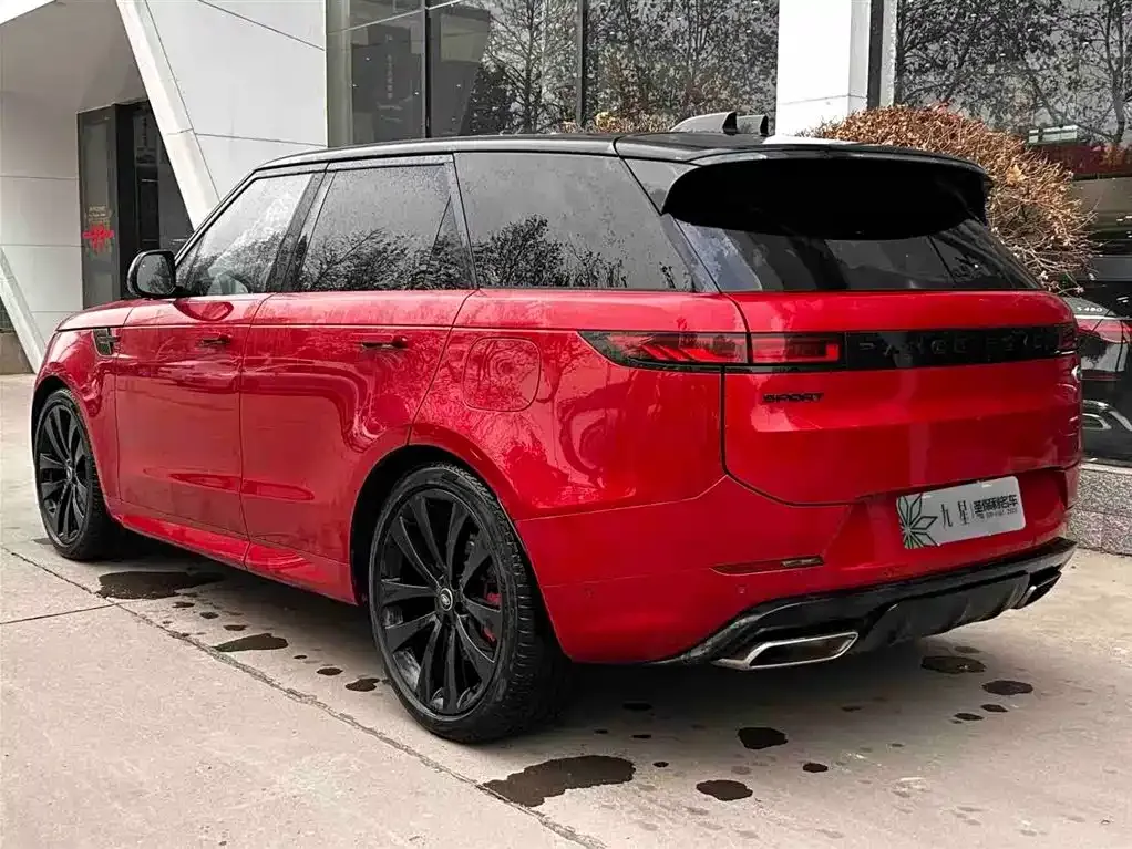 Land Rover Sport PHEV — фото 2