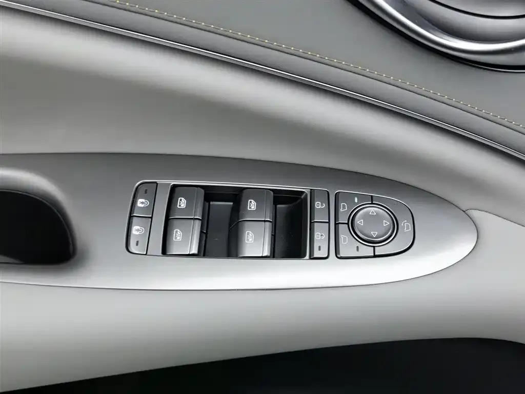 BYD Hiace 06 — фото 10