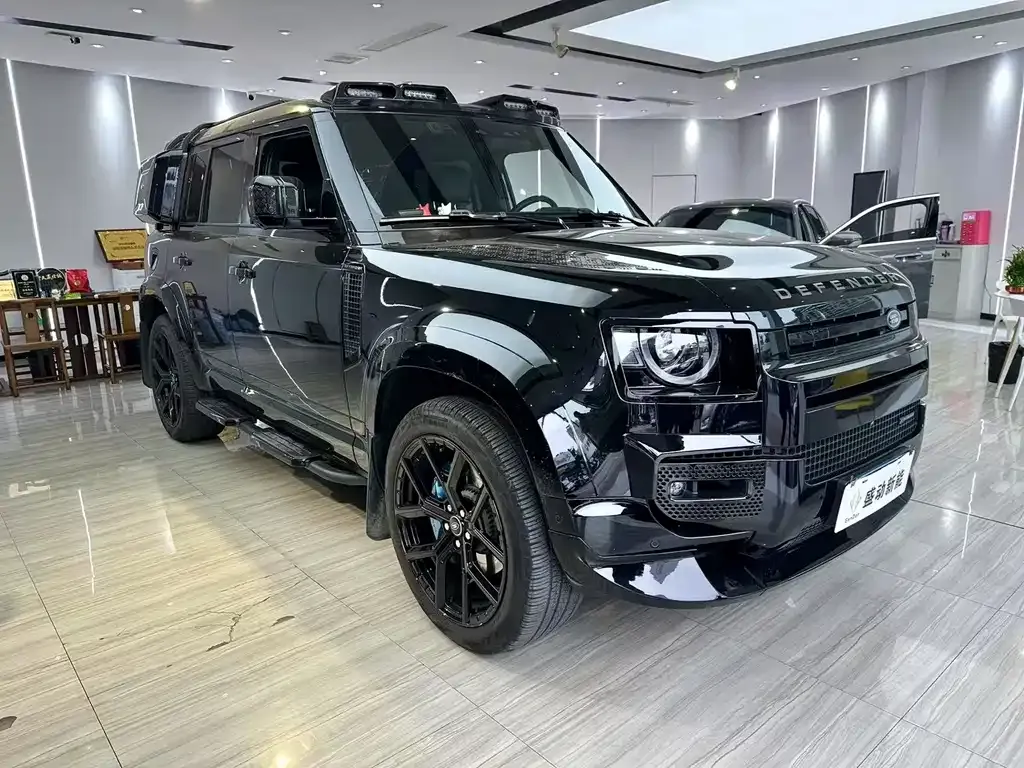 Land Rover Defender — фото 10