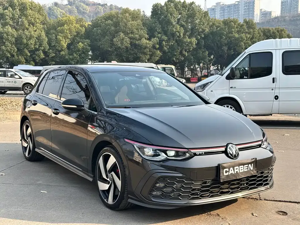 Volkswagen Golf GTI — фото 3