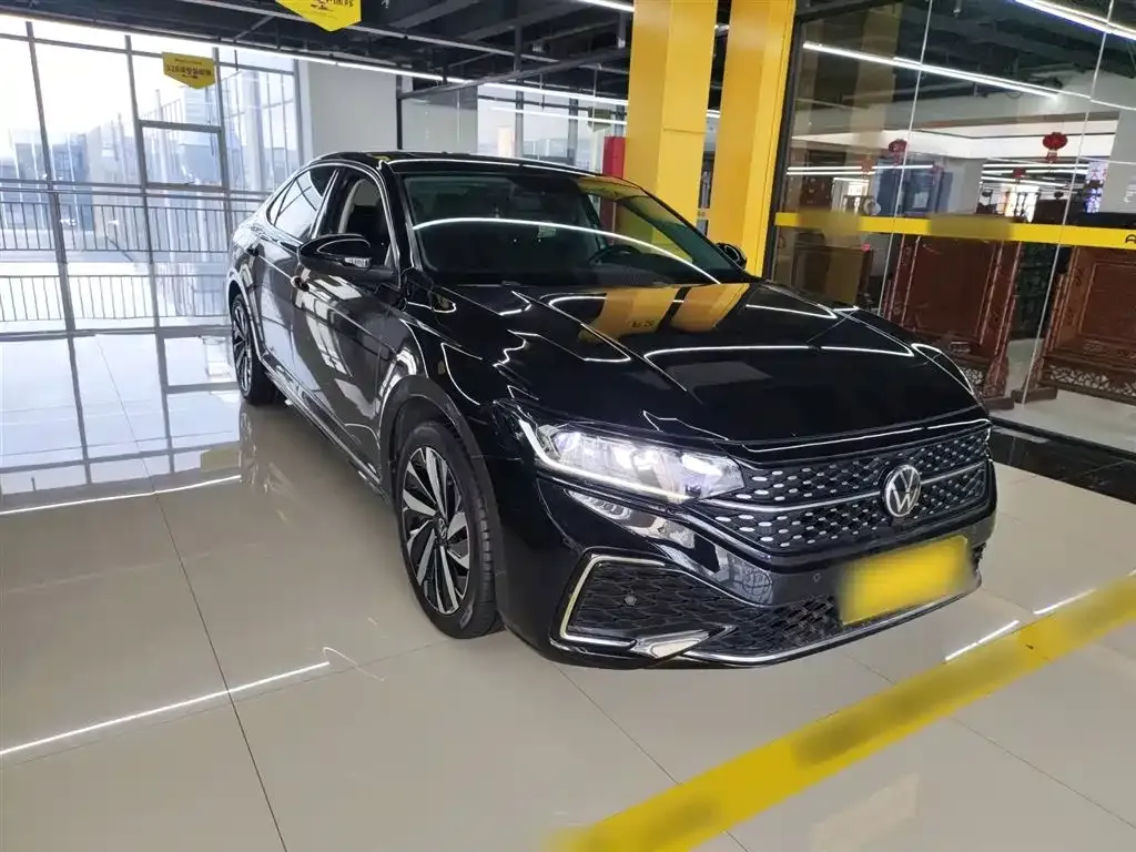 Volkswagen Passat — фото 10