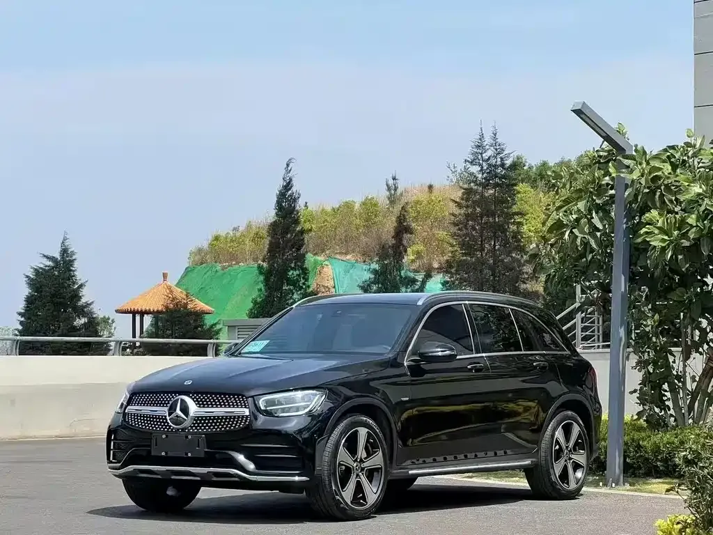 Mercedes-Benz GLC — фото 1