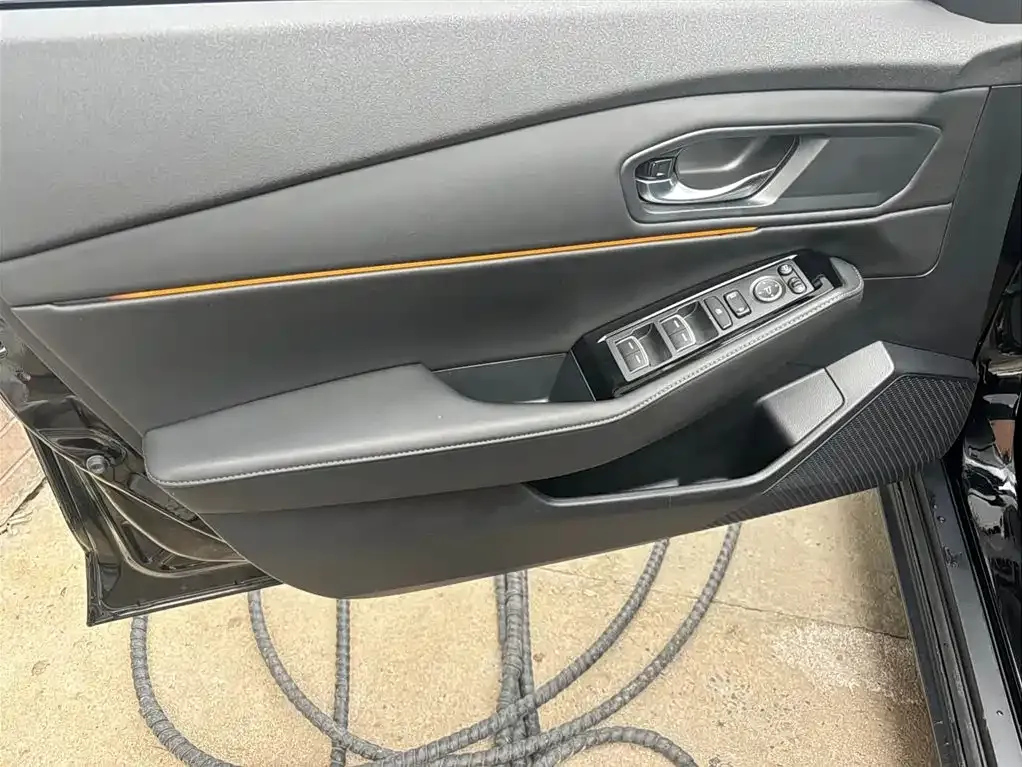 Honda Accord — фото 9