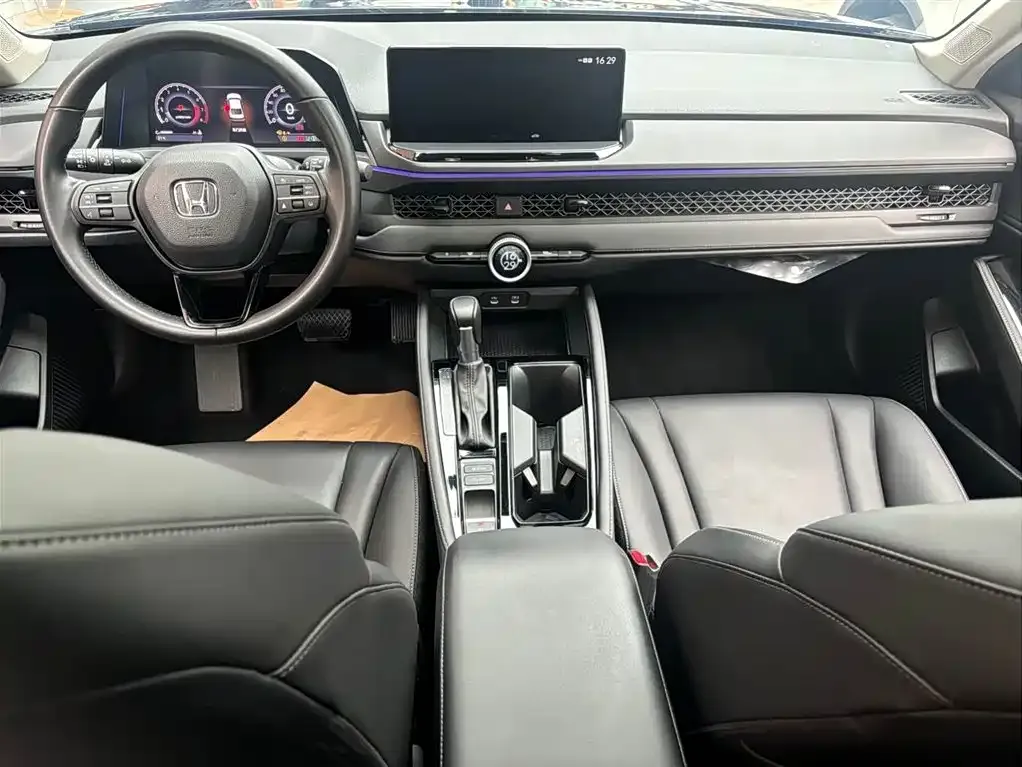 Honda Accord — фото 3