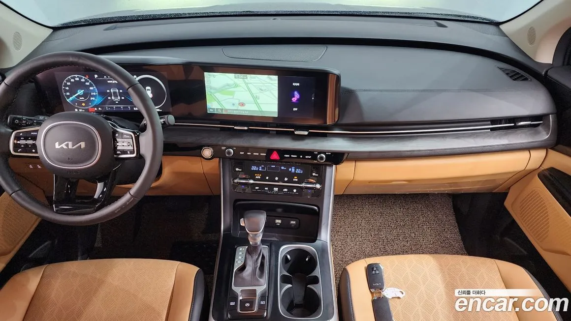 Kia Carnival — фото 10