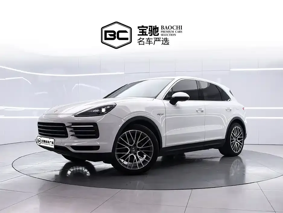 Porsche Cayenne Hybrid — фото 1