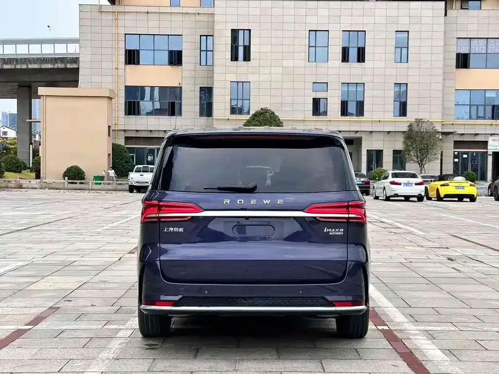 Roewe iMAX8 — фото 6
