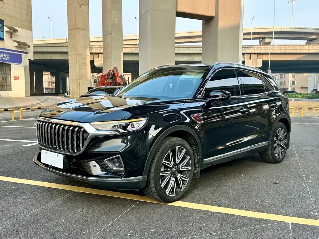 Hongqi HS5 — фото 1