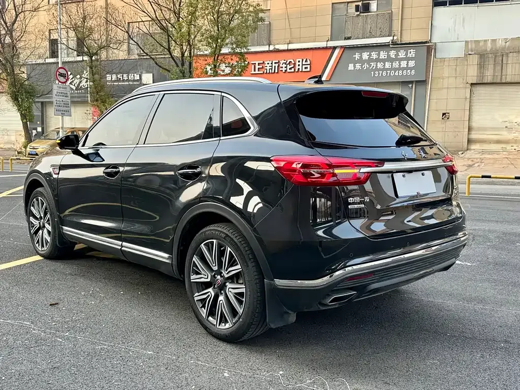 Hongqi HS5 — фото 10