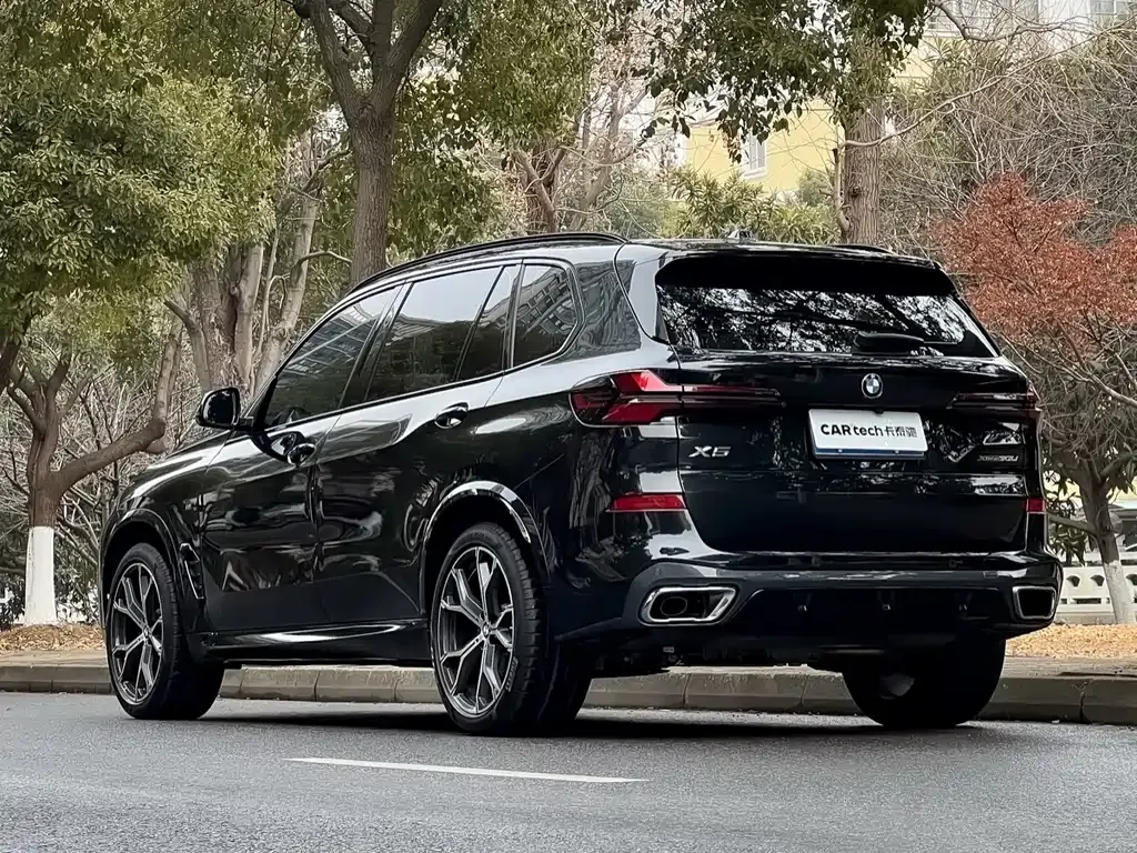 BMW X5 — фото 9