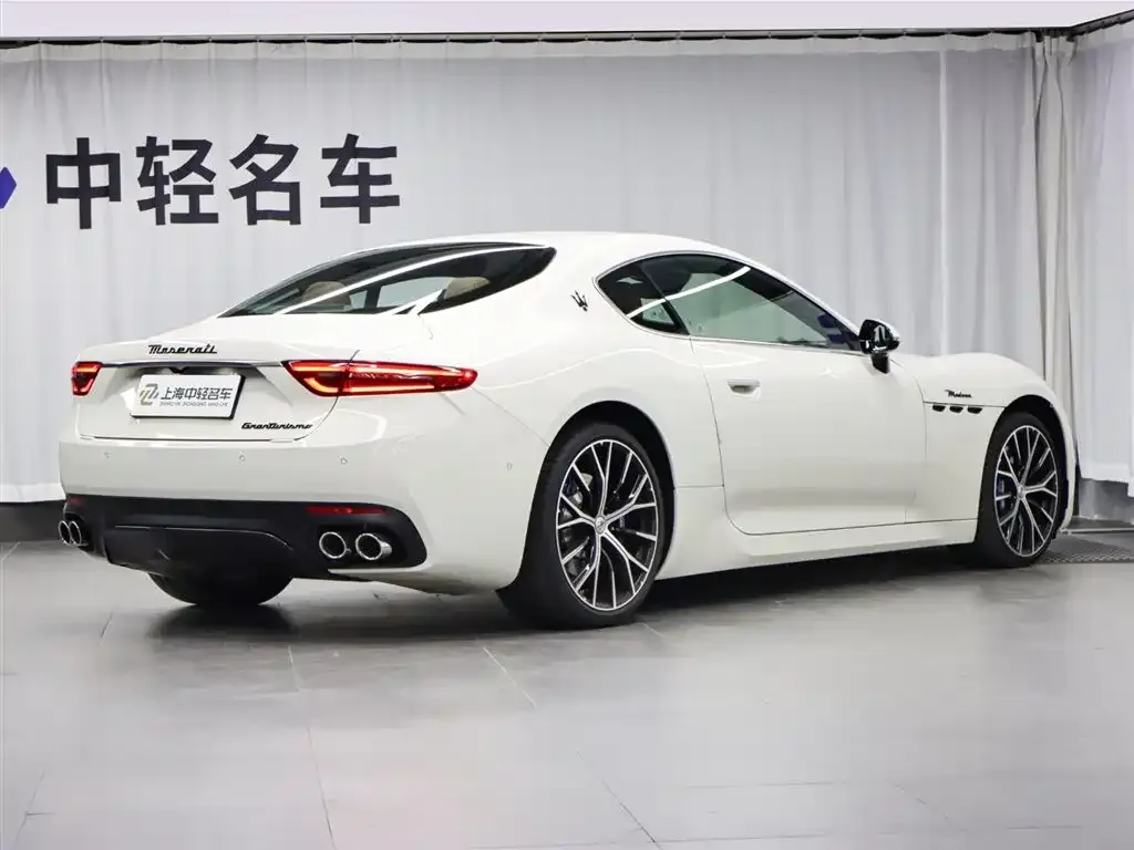 Maserati GranTurismo — фото 4