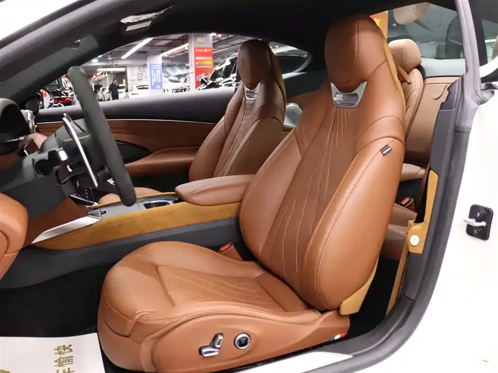 Maserati GranTurismo — фото 7
