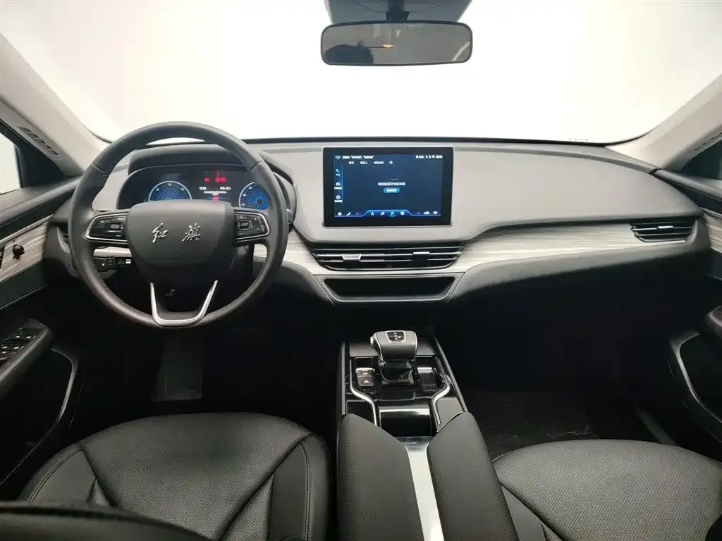 Hongqi E-QM5 — фото 10