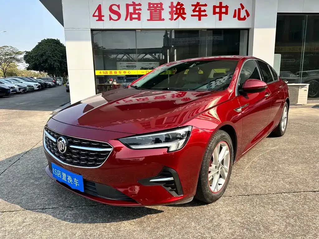Buick Regal — фото 1