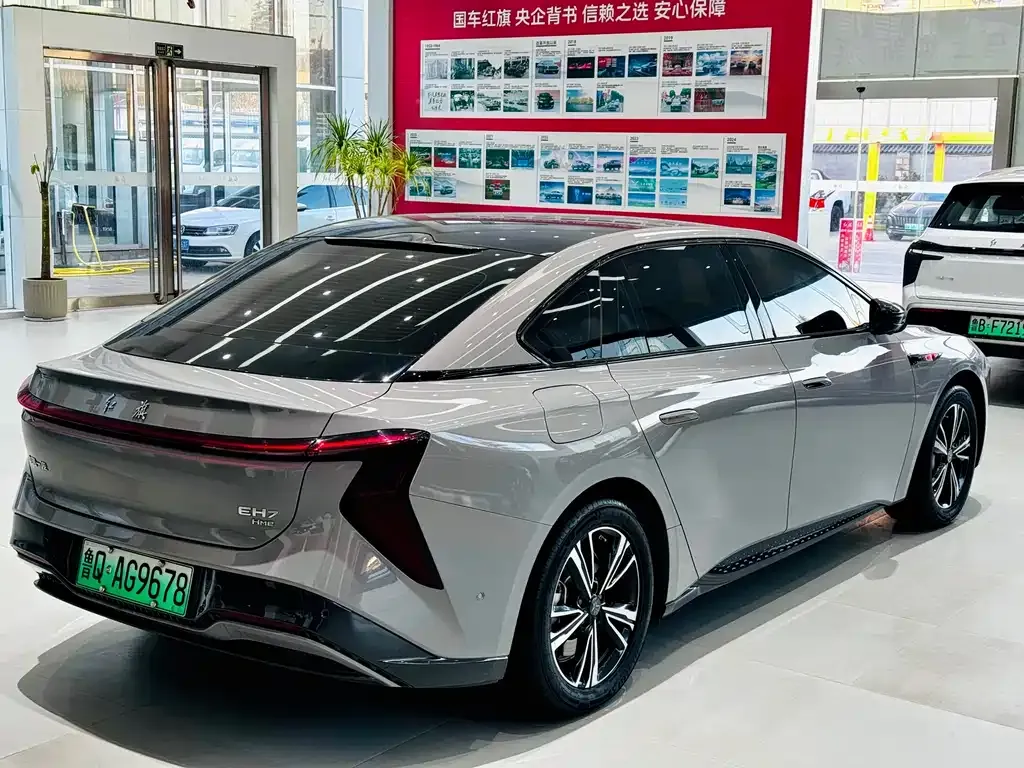 Hongqi EH7 — фото 3