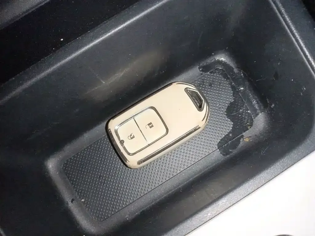 Honda Fit — фото 9