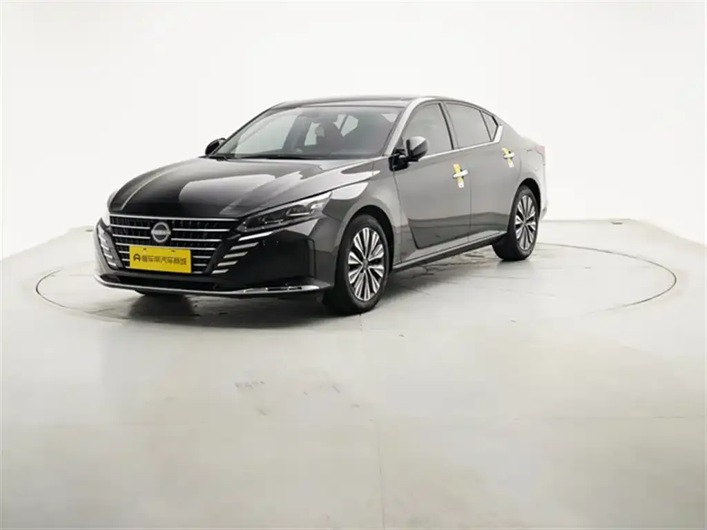 Nissan Teana — фото 4