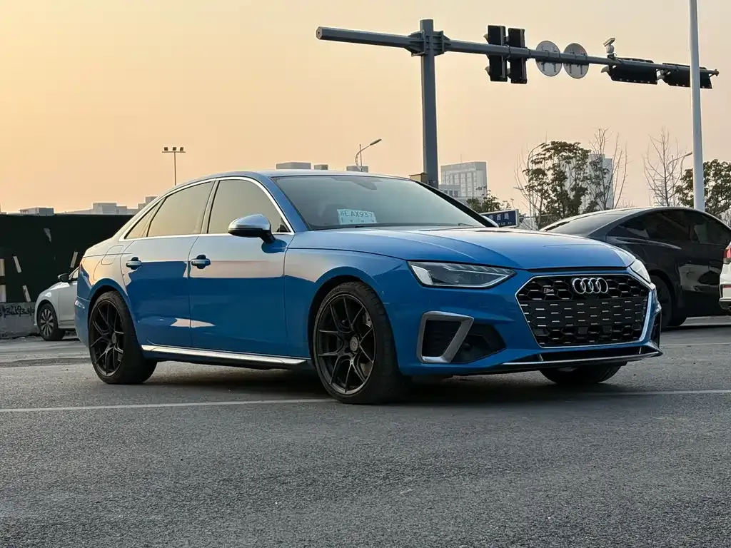 Audi S4 — фото 2