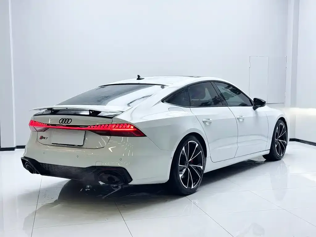 Audi A7 — фото 2