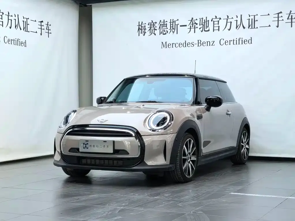 MINI Cooper (3-door) — фото 1