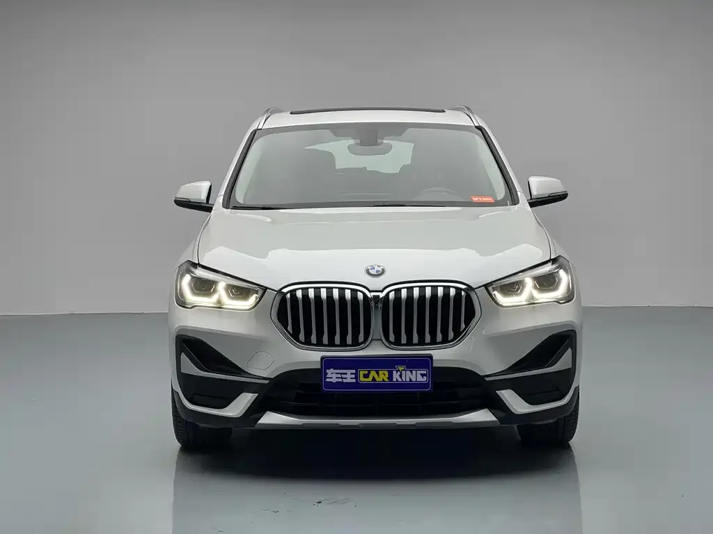 BMW X1 — фото 5