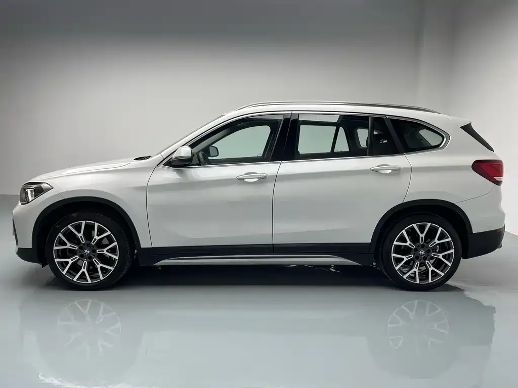 BMW X1 — фото 4