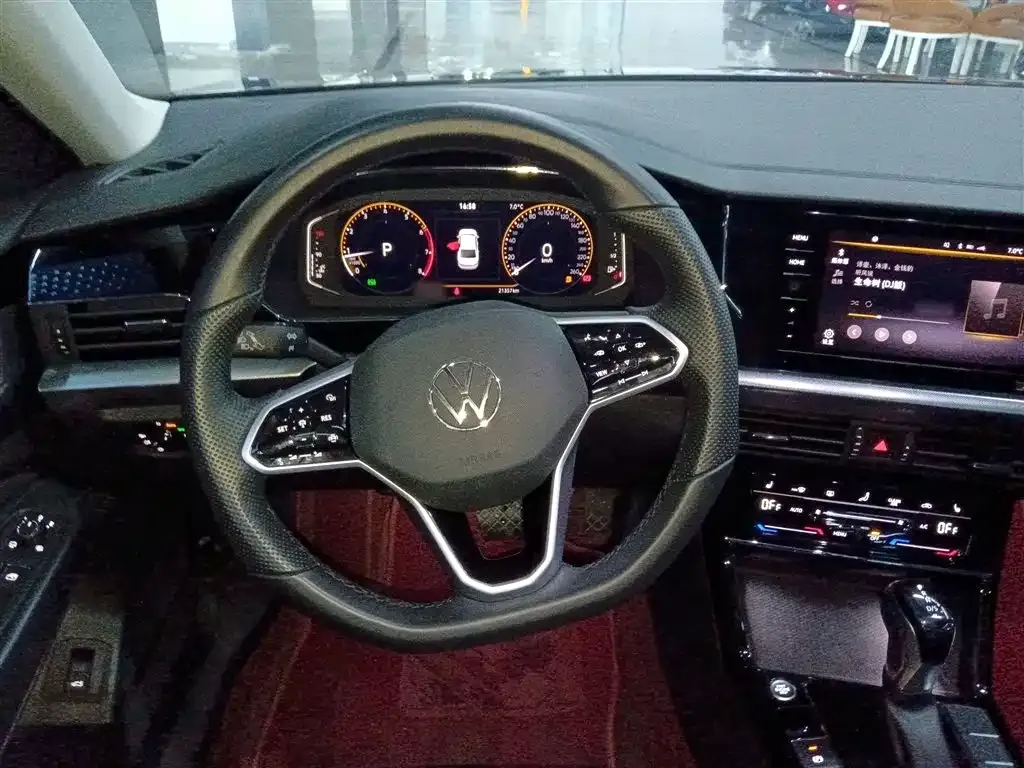 Volkswagen Passat — фото 2