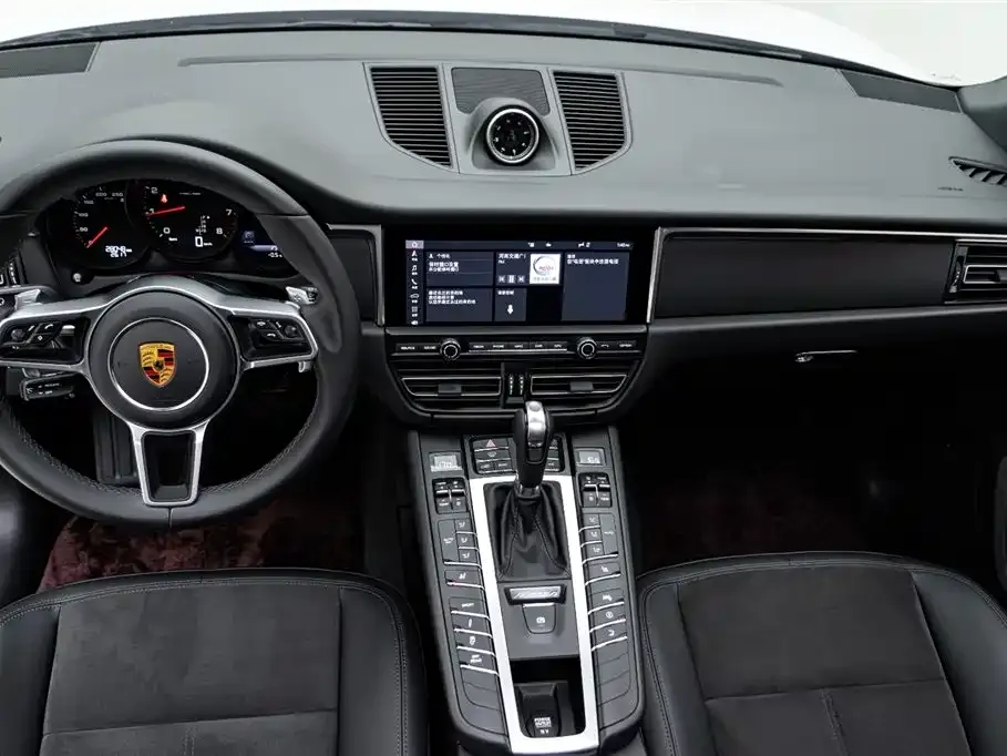 Porsche Macan — фото 8