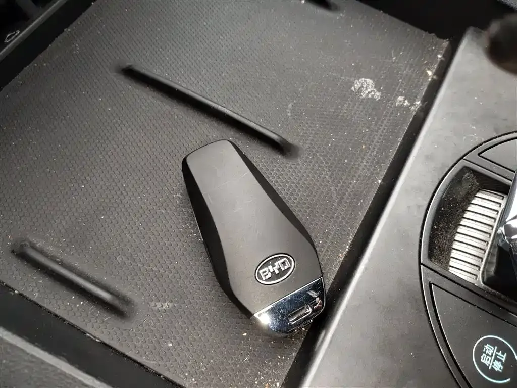 BYD Seal 06 — фото 9