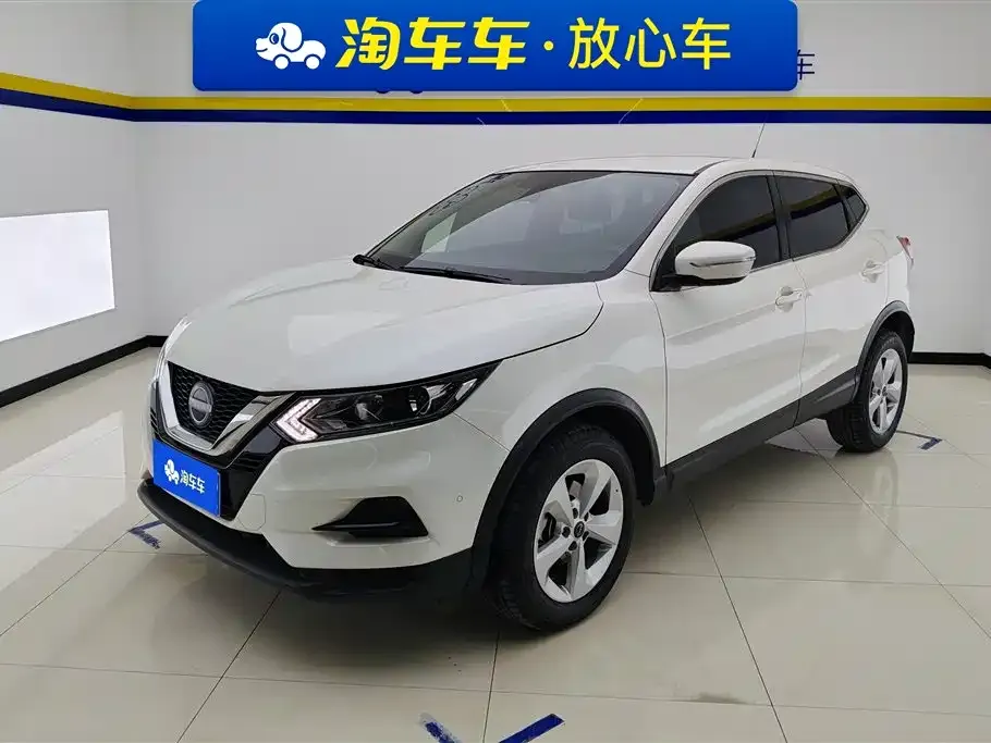 Nissan Qashqai — фото 1
