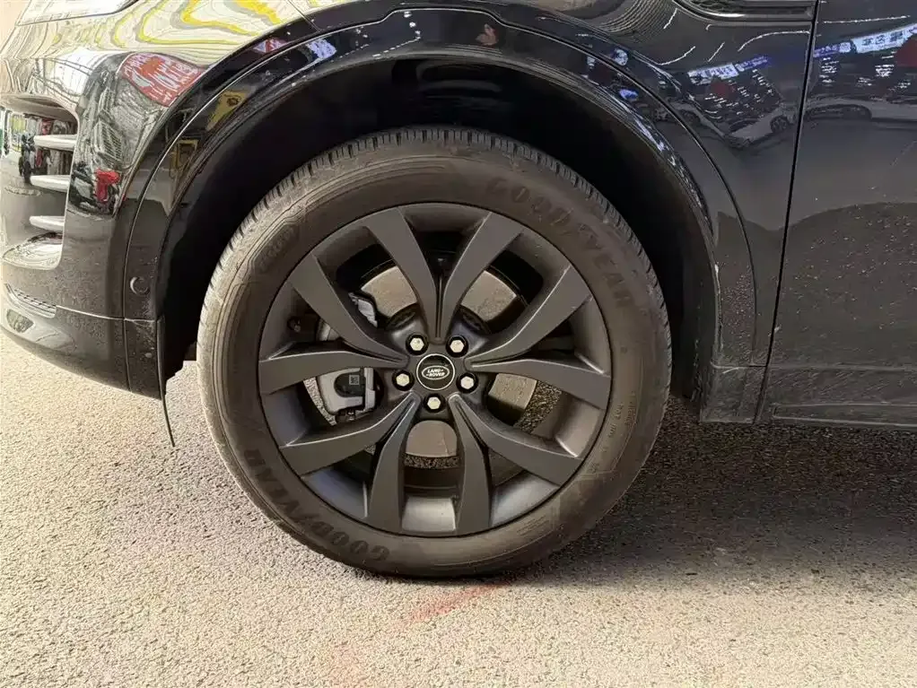 Land Rover Discovery Sport — фото 3