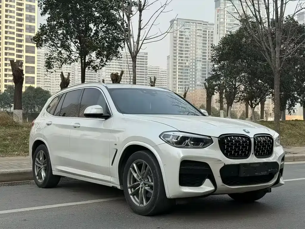 BMW X3 — фото 9