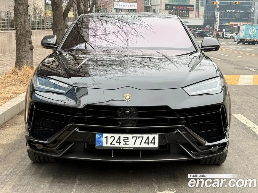 Lamborghini Urus — фото 6