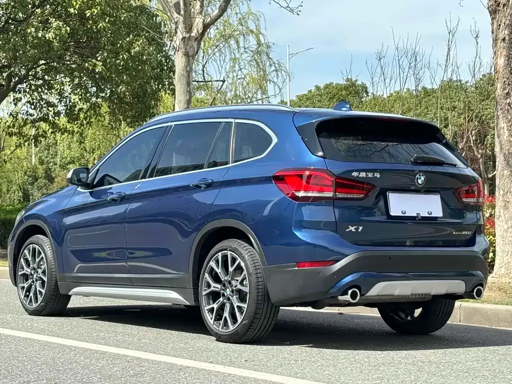 BMW X1 — фото 4