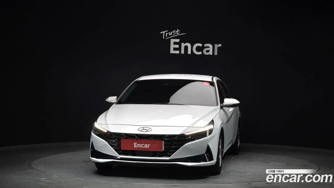 Hyundai AVANTE — фото 2