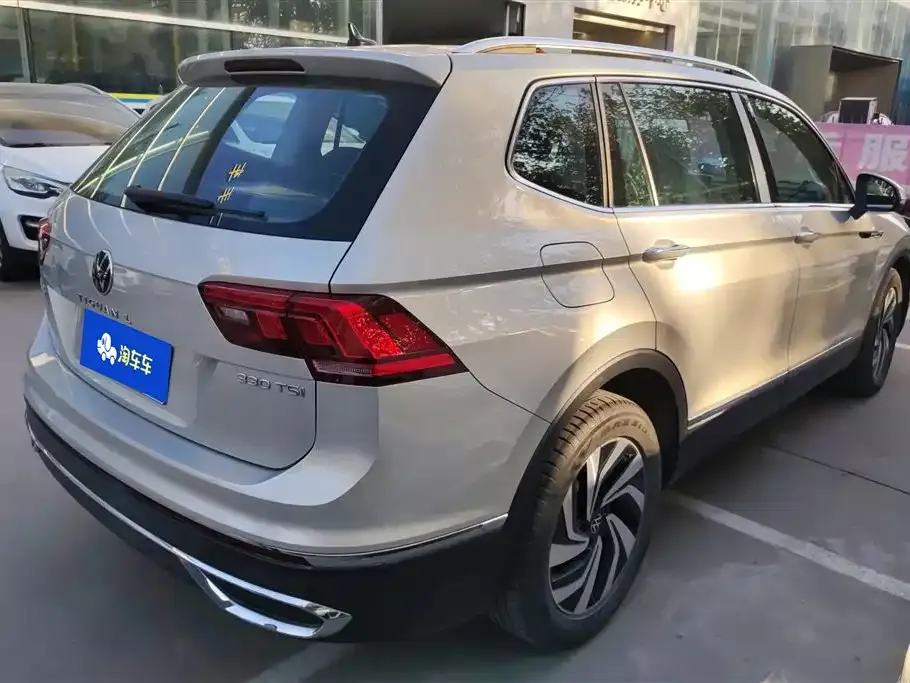 Volkswagen Tiguan L — фото 2