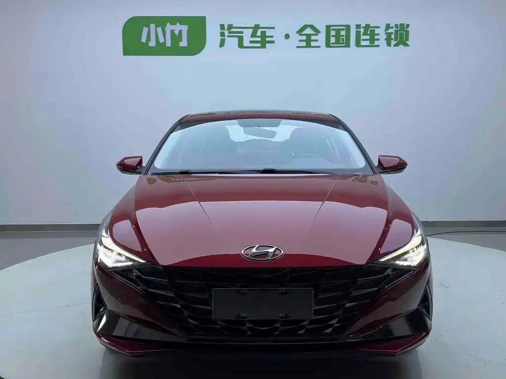 Hyundai Elantra — фото 7