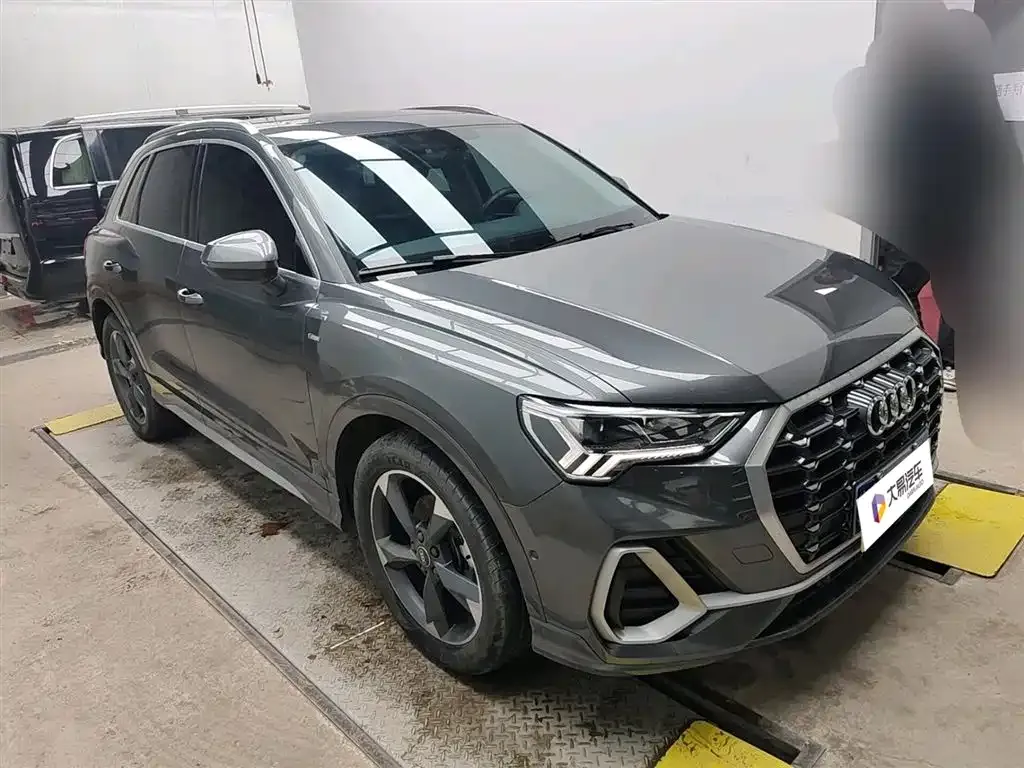 Audi Q3 — фото 2
