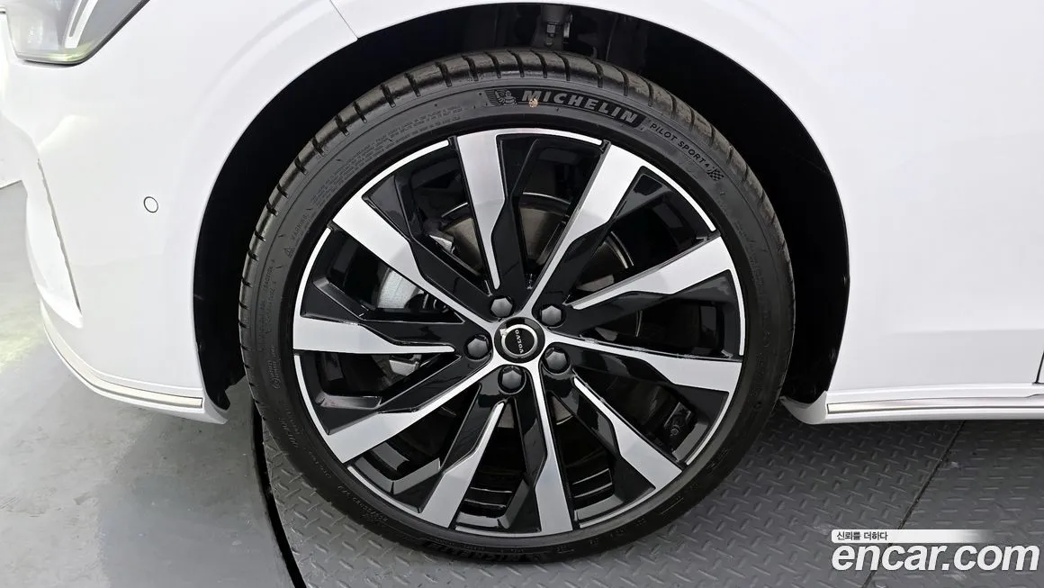 Volvo S90 — фото 3