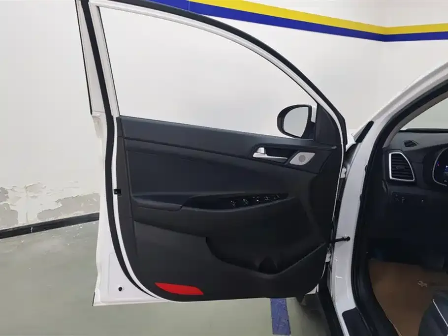 Hyundai Tucson — фото 2