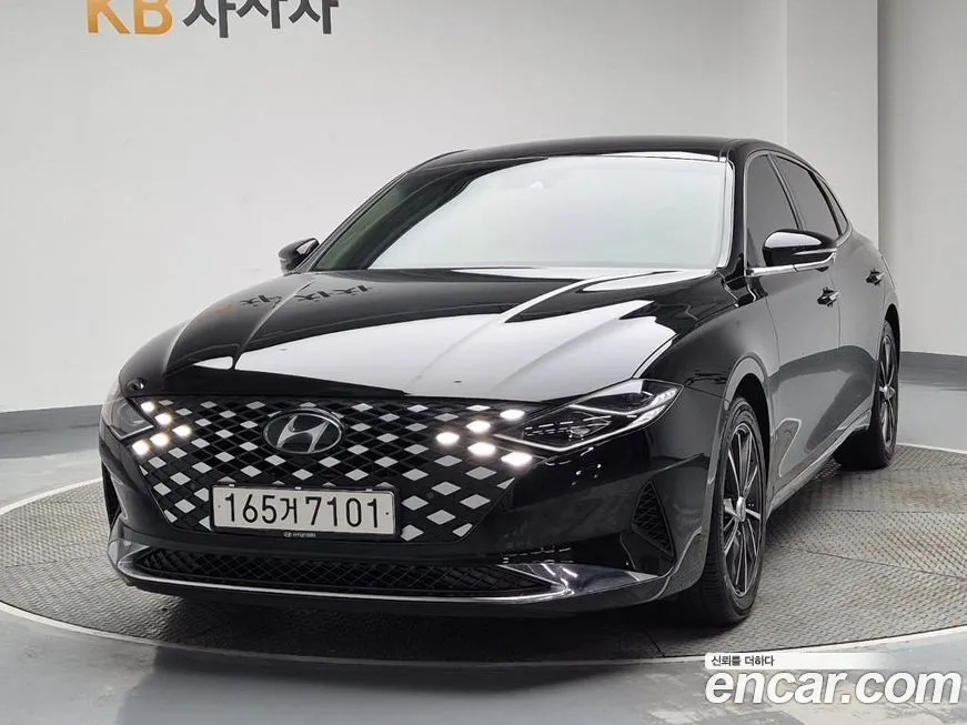 Hyundai Grandeur — фото 1