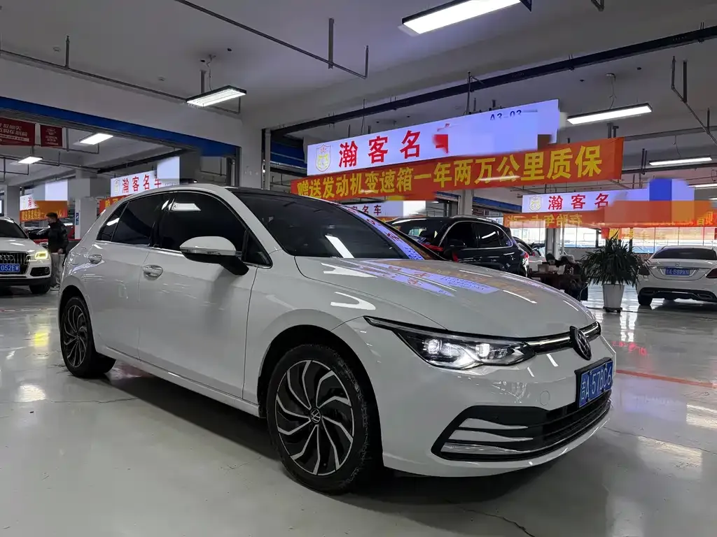 Volkswagen Golf — фото 7