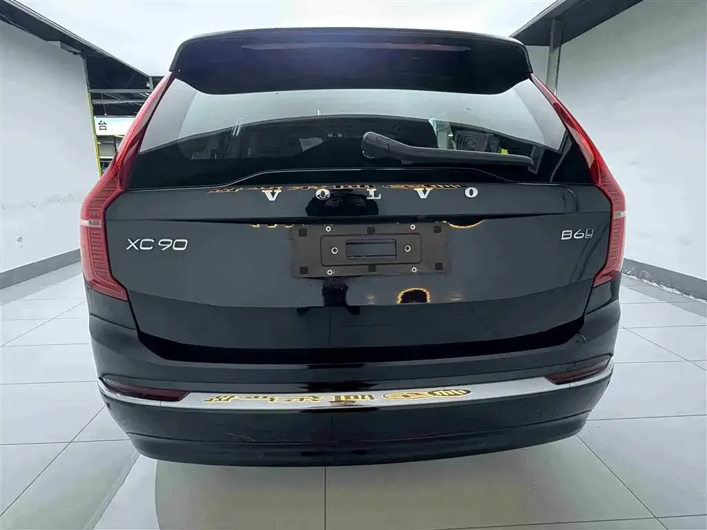 Volvo XC90 — фото 2