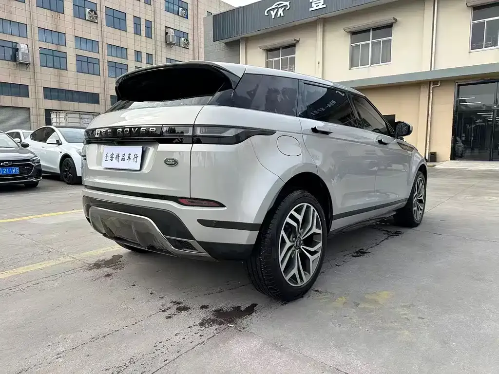 Land Rover Evoque — фото 8