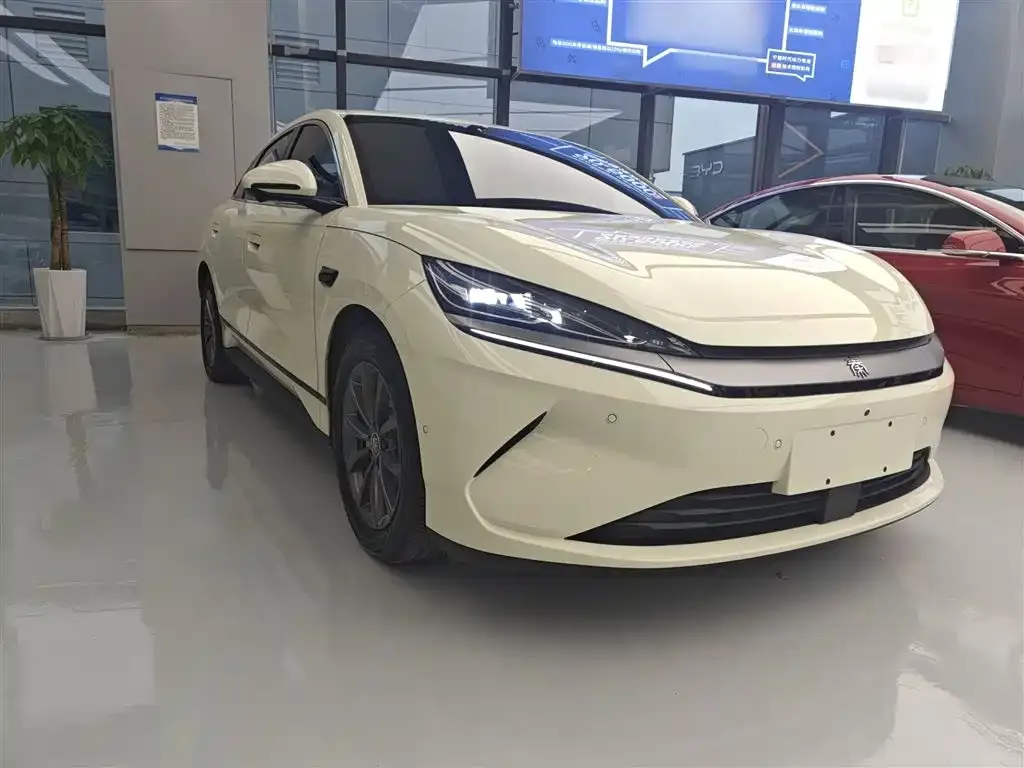 BYD Qin L — фото 6