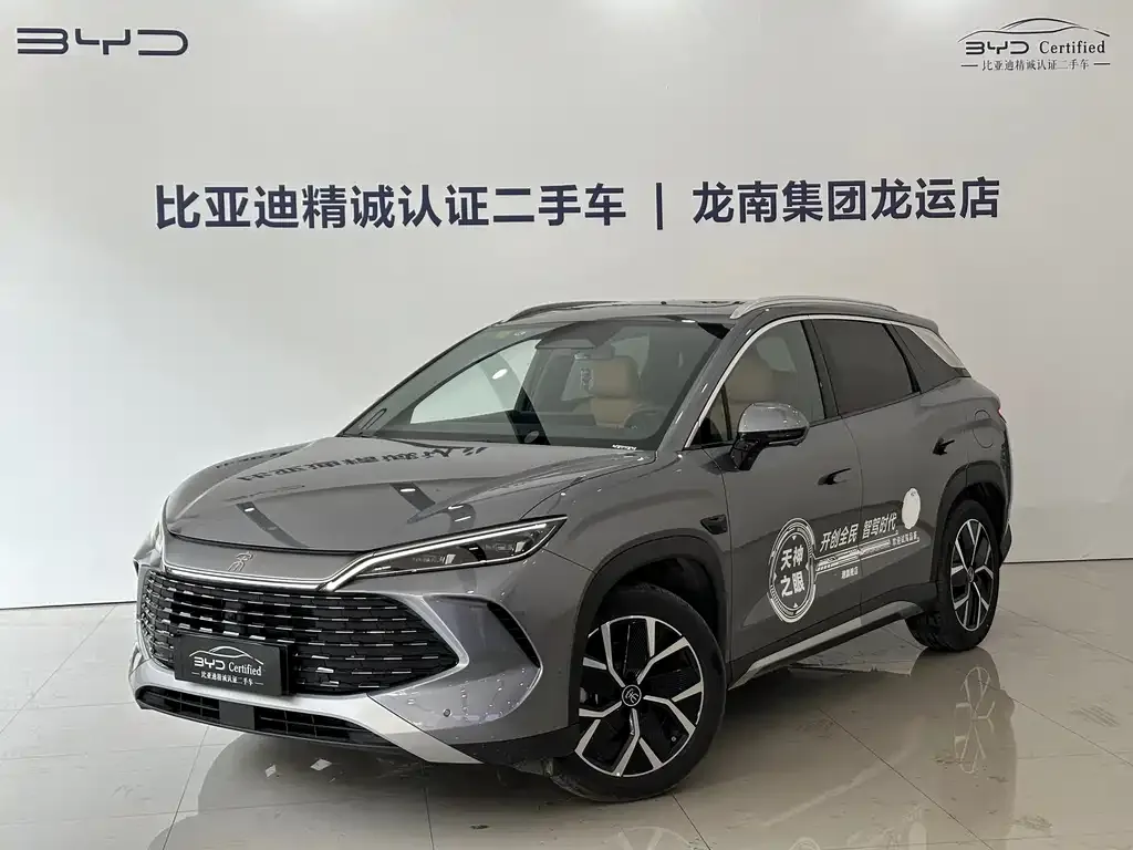 BYD L DM-i — фото 1