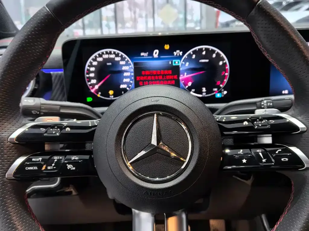 Mercedes-Benz A-Class — фото 10