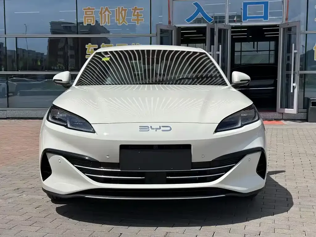 BYD Seal 05 DM-i — фото 1
